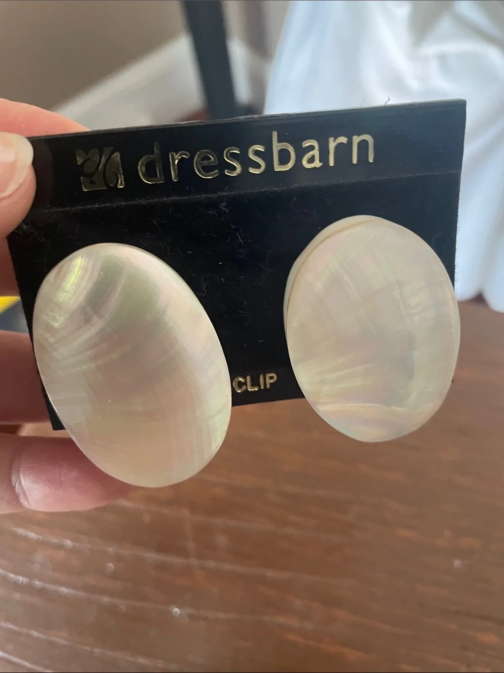 dressbarn Iridescent Shell Clip on vintage new stock